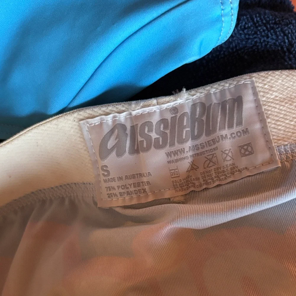 SALE ! 2 FOR ONE! AussieBum Swimwear. 1 speedo size M. 1 trunks Sz. Small - Picture 2 of 4